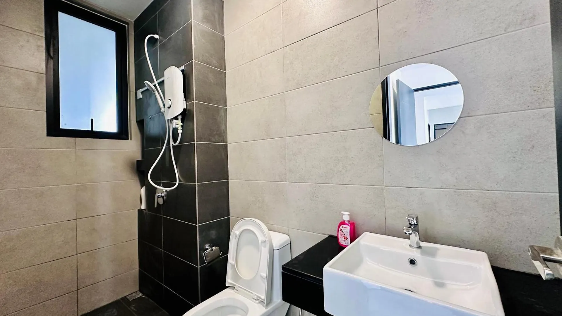 World Class Apartment In Georgetown 3Br Jelutong Malaisie
